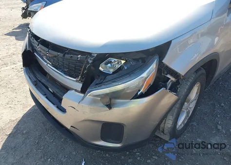 2015 Kia Sorento Lx из США, поврежденный, VIN 5XYKT3A68FG649052